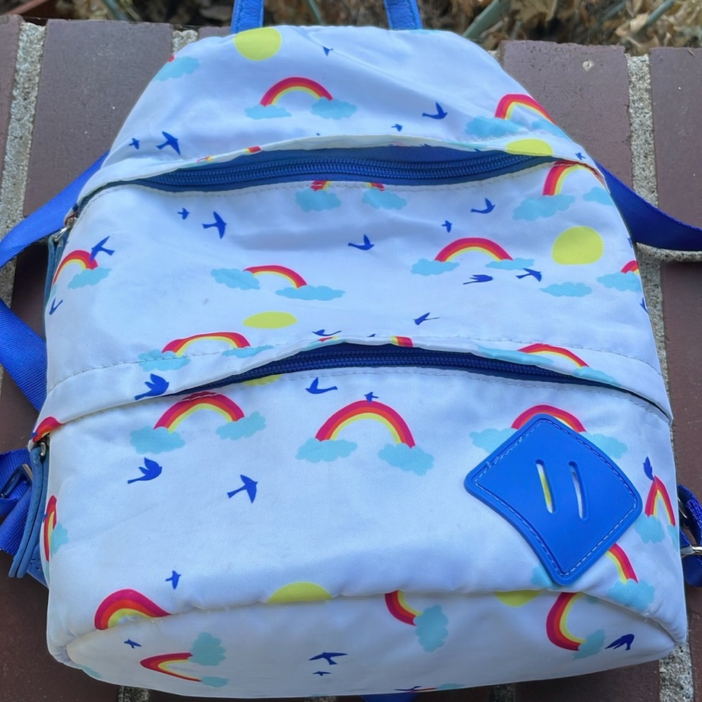 Rainbow 🌈 🐦 Mini Backpack - Picture 3 of 4